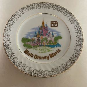 Vintage Walt Disney World Souvenir Plate